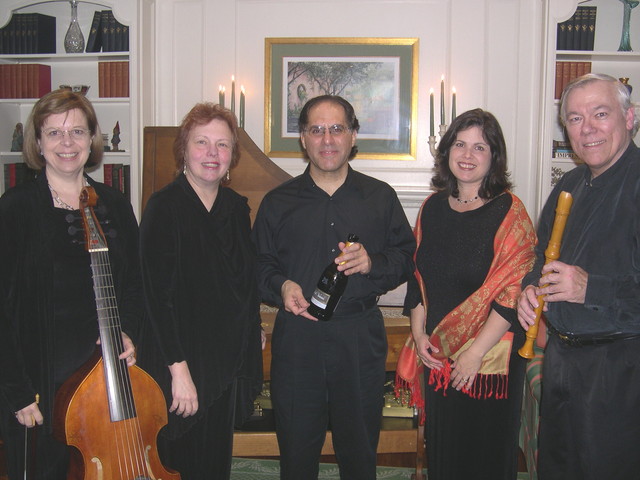 Helping out Opera Carolina 2007!
CPM with Maestro Jim Meena (center).
Special Italian music (CPM) and Dinner (Meena as chef)