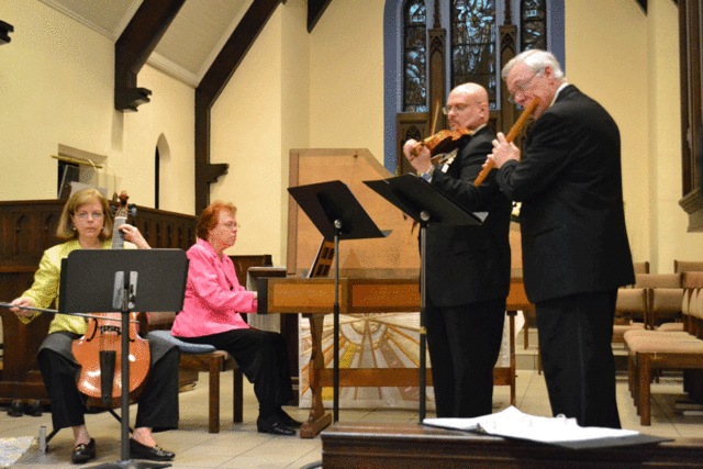 Guest violinist Tom La Joie plays Corelli with CPM.